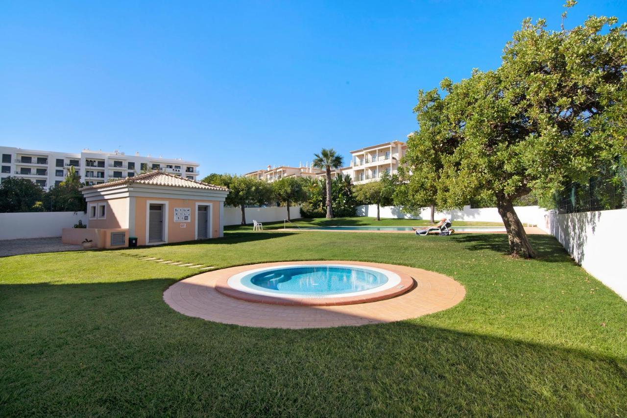 Apartamento Agua Brisa Albufeira Luaran gambar